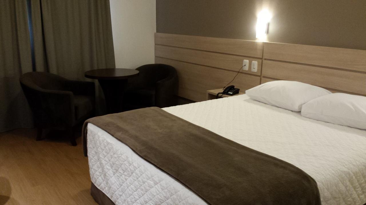 Executivos Hotel Крус-Алта Екстер'єр фото